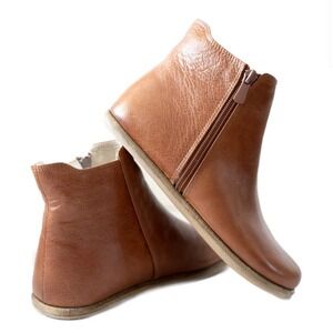 Elegant Tan Leather Ankle Boots